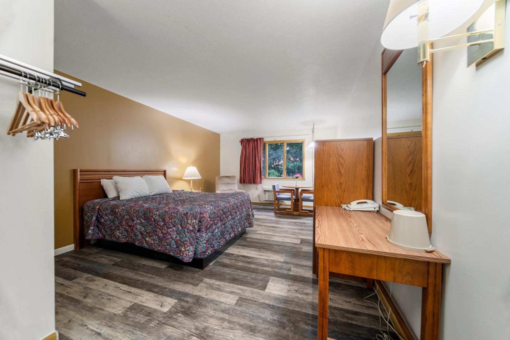 Executive Inn Cass City Exterior photo